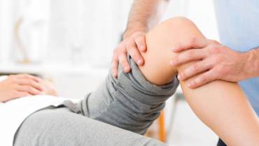 Il dolore al ginocchio e l’intervento chirurgico: quando e perché